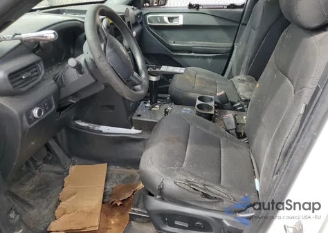 2020 Ford Explorer Police Interceptor z USA, uszkodzony, nr VIN 1FM5K8AW7LGD00126